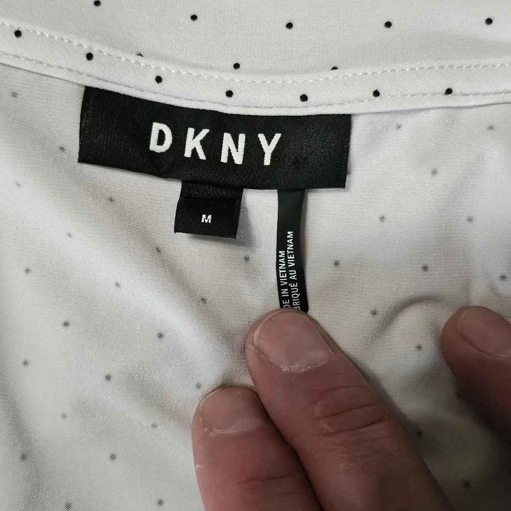 DKNY Medium White Black Polka Dot Faux Wrap Blouse Stretch Workwear Classic Y2K - Picture 5 of 8